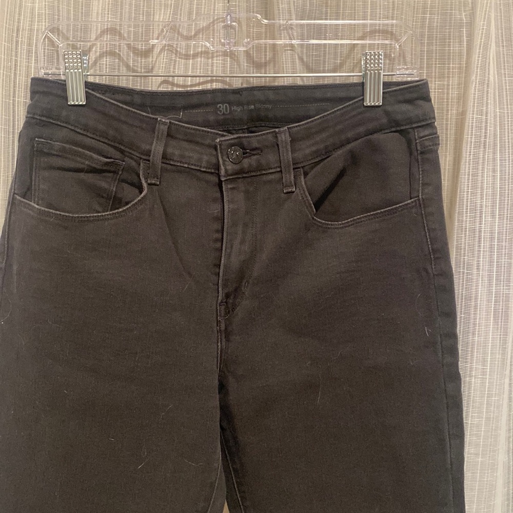Levi’s high rise skinny jeans, size 30